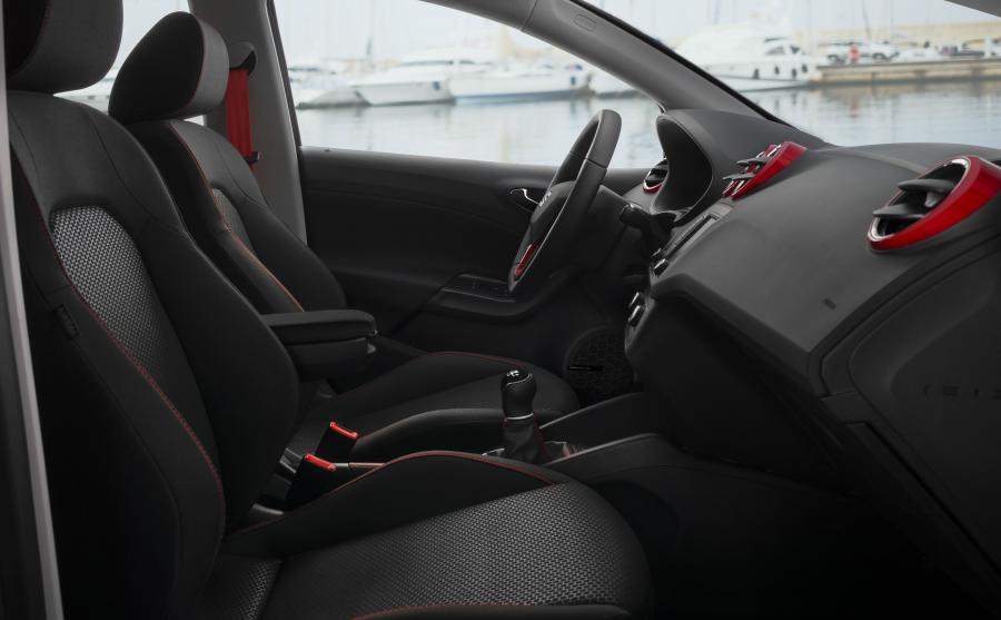  Seat Ibiza FR 2015 года  (фото 4 из 7)